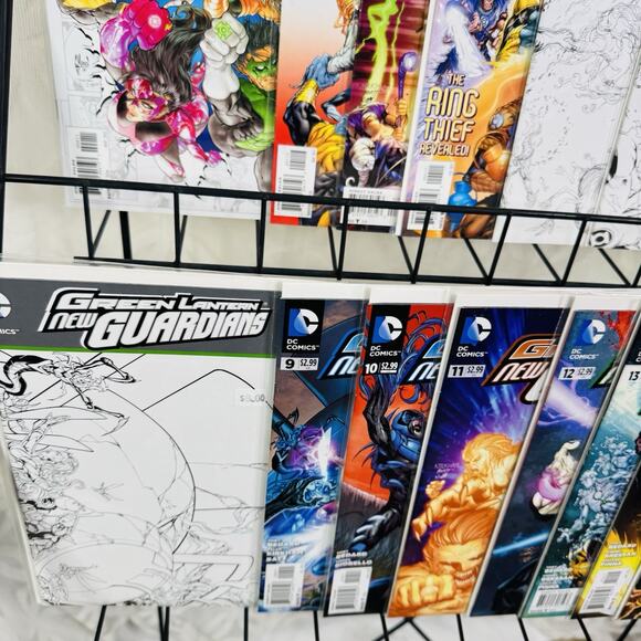 Green Lantern New Guardians 1 3-19 Annual 1 Lot 5-9 Black White Variants - Picture 7 of 7